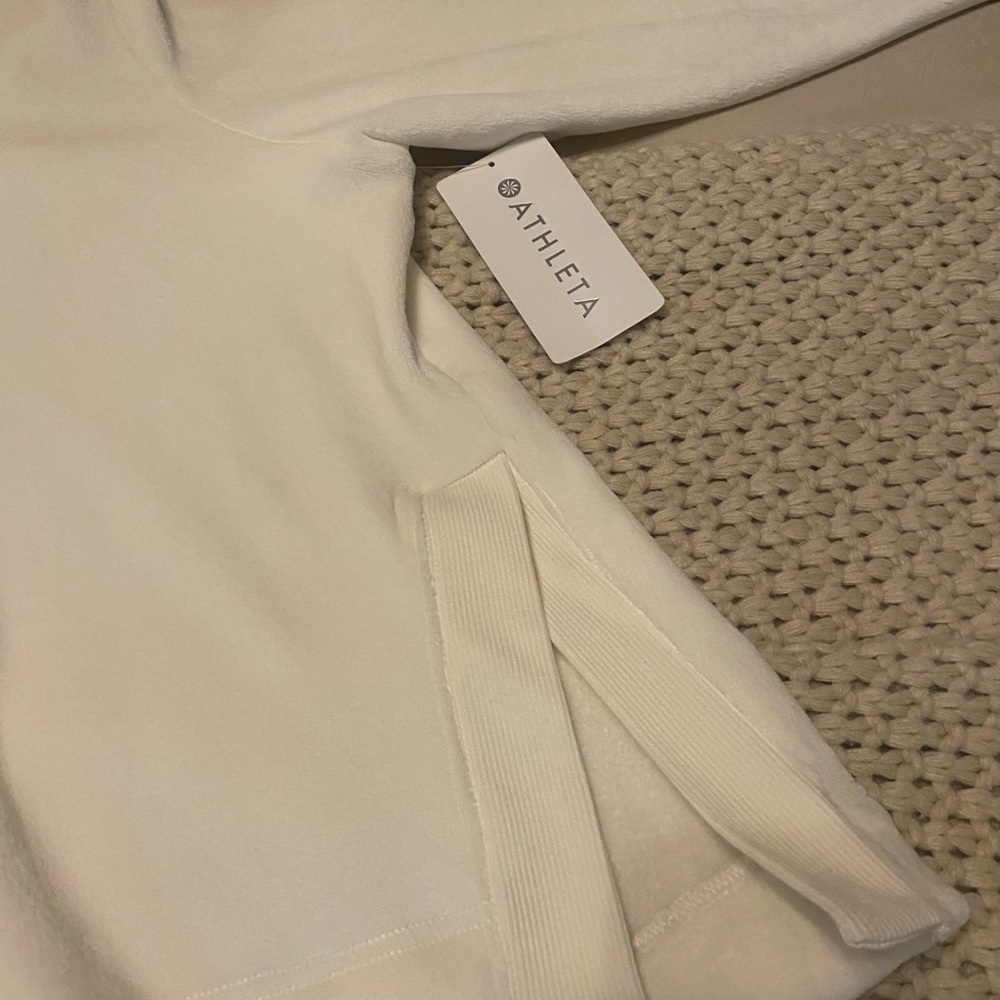Athleta mock neck sweatshirt